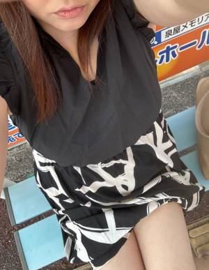 キキ