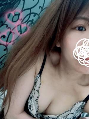 妻ひな