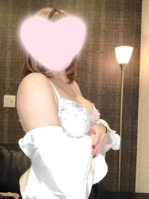 にこ